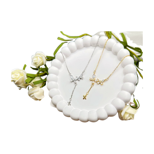 Star necklace for women
