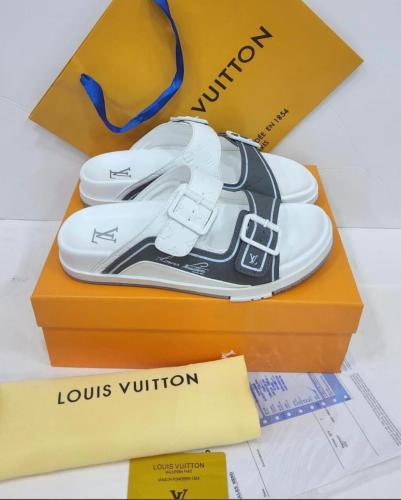 نعال رجالي LOUIS VUITTON