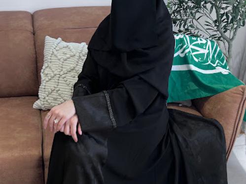 عبايك حنين