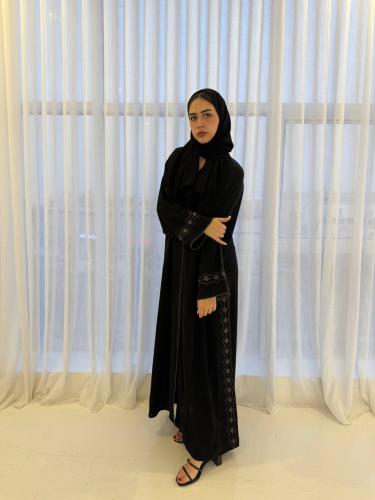 عباية حنين