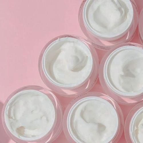 توزيعات العيد 6 علبWhite(50ml ) لمدة محدودة