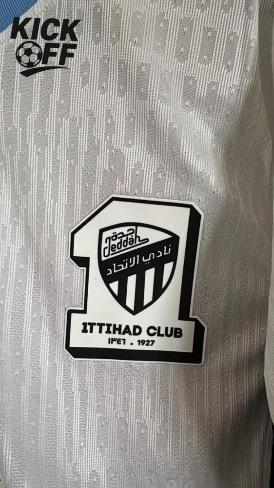 تيشيرت الإتحاد الأبيض (شعار الدوري الذهبي ) الجديد ٢٦/٢٥