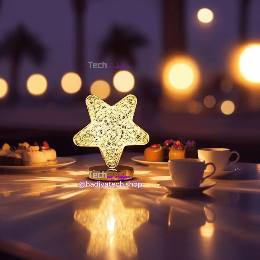مصباح كريستالي على شكل نجمة
