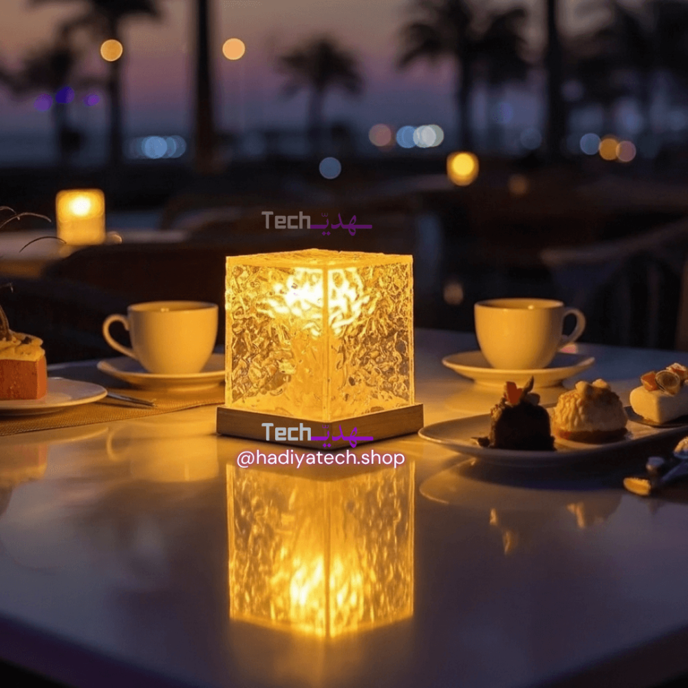 مصباح بتصميم مكعب مضيء