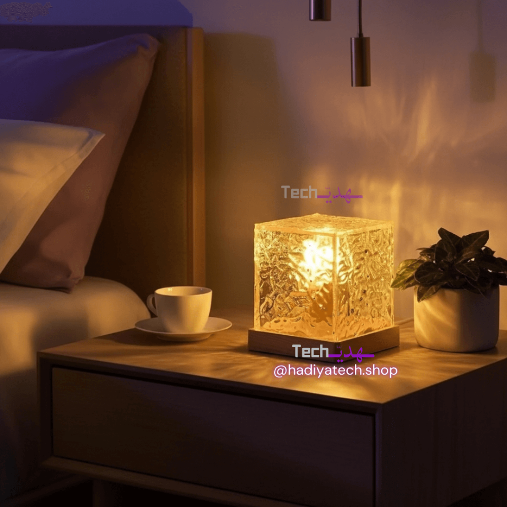 مصباح بتصميم مكعب مضيء