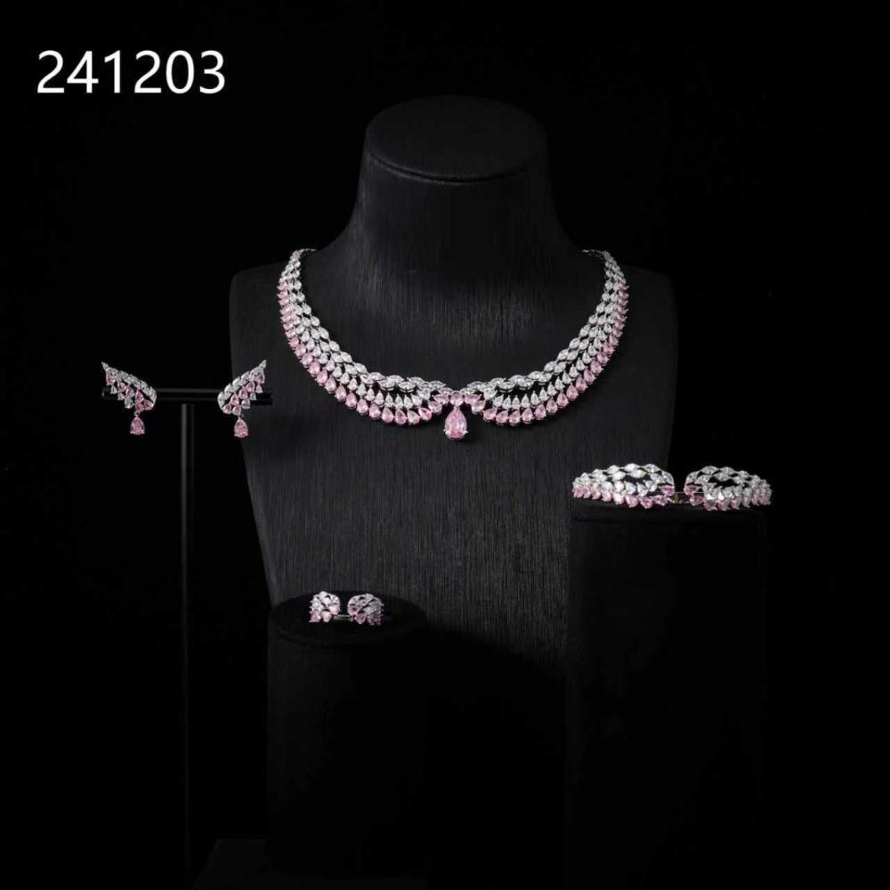 طقم مجوهرات زركون فخم عالي الجودة 4 قطع 0227