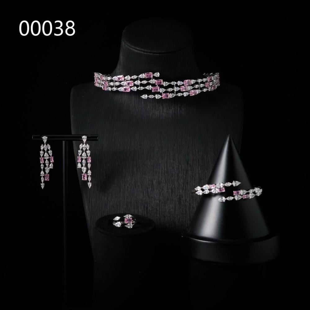 طقم مجوهرات زركون فخم عالي الجودة 4 قطع 0240