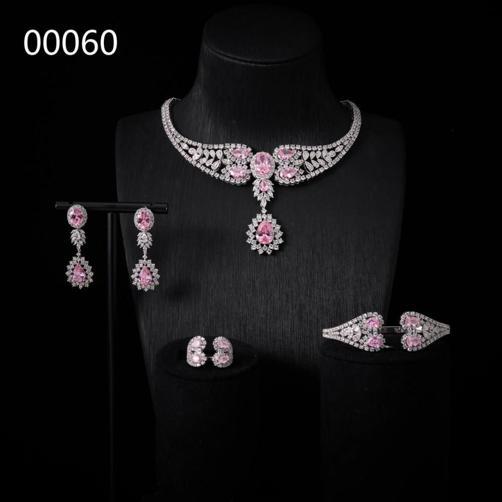 طقم مجوهرات زركون فخم عالي الجودة 4 قطع 0265