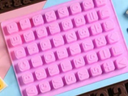 قالب حروف وأرقام صغيره