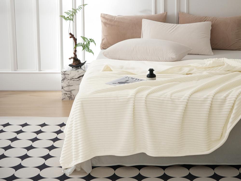 بطانية فلانو مقلم مخمل فرو خفيفة مزدوج - 200×230 سم - سكري