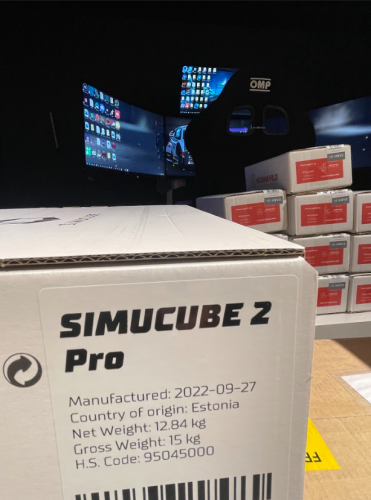 SIMUCUBE 2 Pro+Quick Release+Mount ( طلب مسبق )