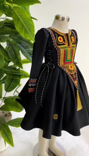 فستان بناتي أنيق عسيري يوم التأسيس