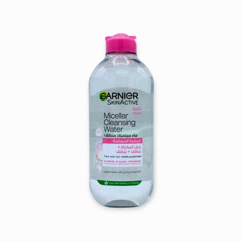 Garnier Micellar Water Micellar Water for makeup removal and cleansing the face, 400 ml, from Garnier for sensitive skin, is vegan and formulated without alcohol, oils, or perfumes.