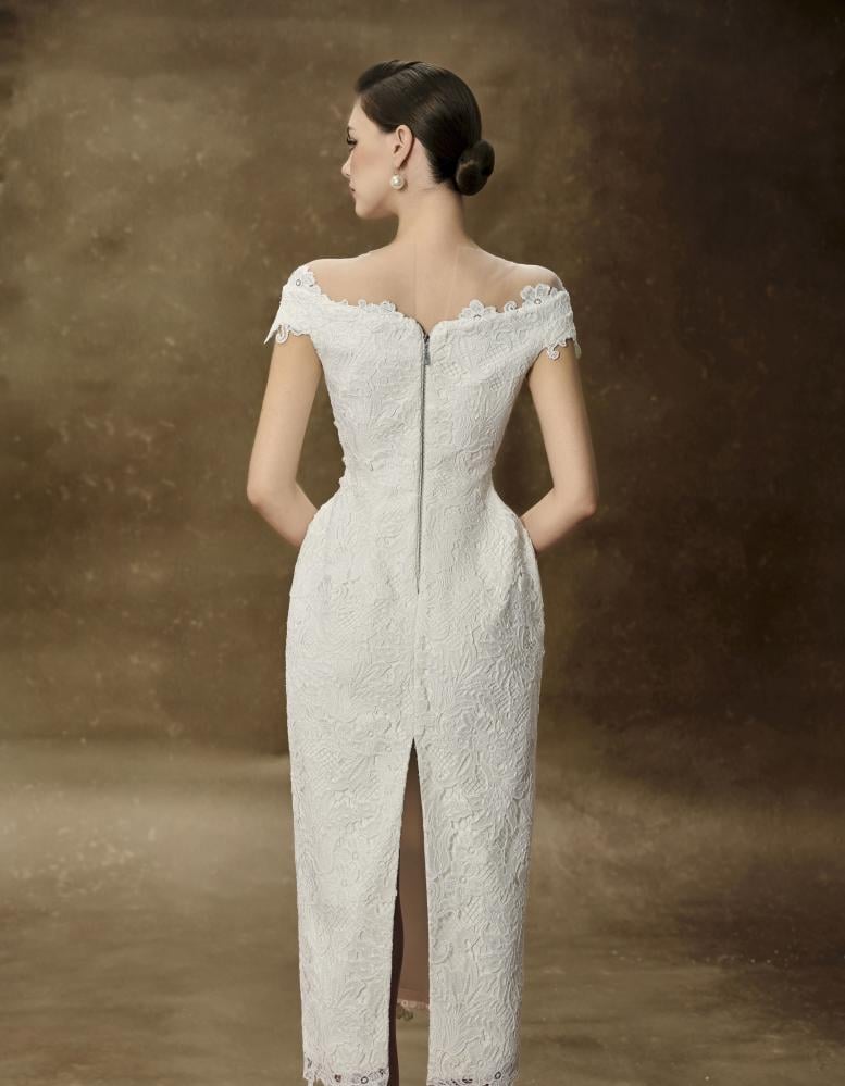 Adele's dress