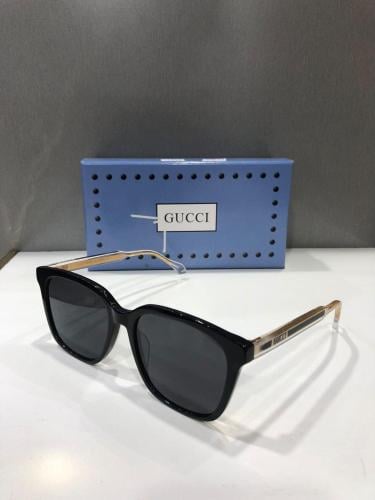 نظارة لون اسود/ذهبي 714