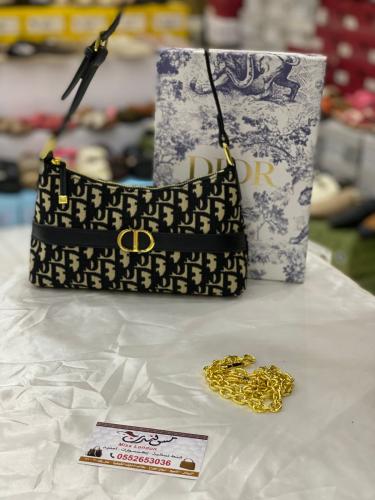 شنطة وسط اسود/بيج 17017