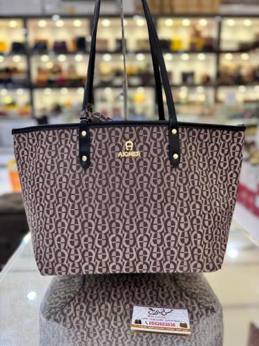 شنطة كبيرة أسود /بني 7036