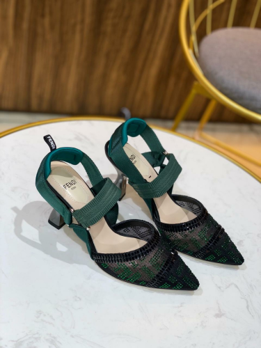 كعب ماستر كولتي كرستال أخضر 1619