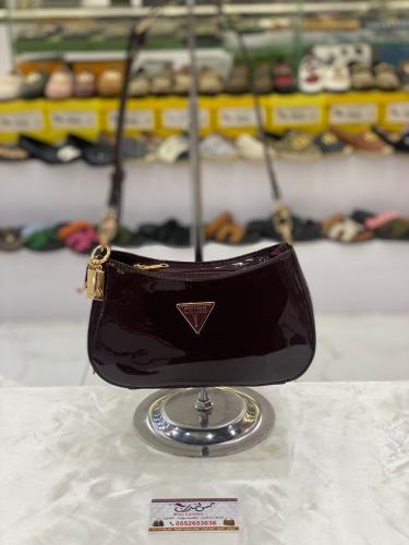 شنطة وسط عنابي لامع 16956