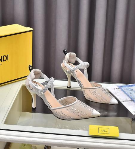 كعب ماستر كولتي ابيض شفاف 16764