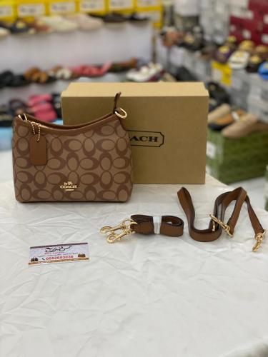 شنطة وسط بني 170259