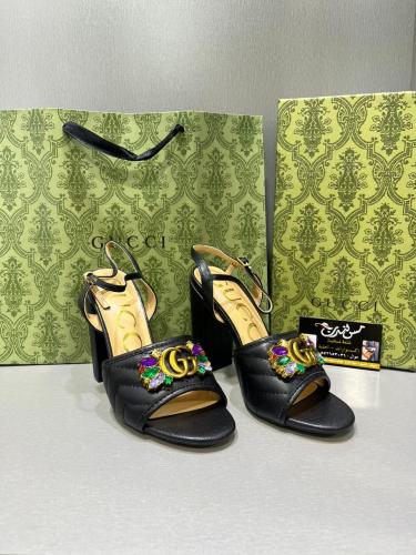 كعب نسائي موديل 12