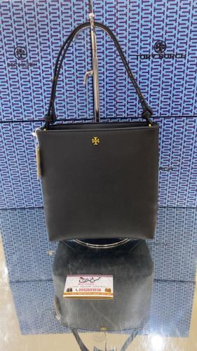 شنطة وسط اسود مطفي 8056
