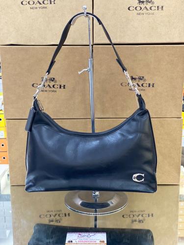 شنطة وسط اسود 8045