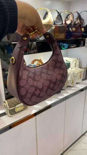 شنطة صغيرة عنابي 17067