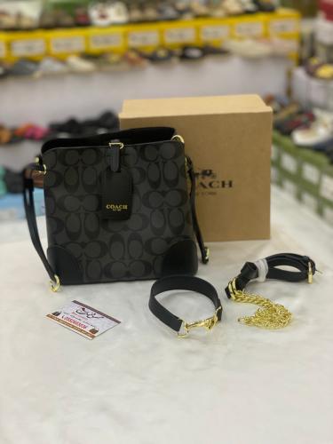 شنطة وسط اسود 170217