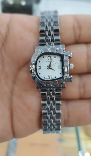 ساعة نسائية موديل 170302