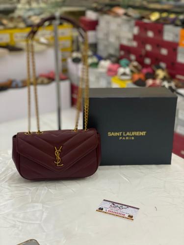 شنطة صغيرة عنابي 16920