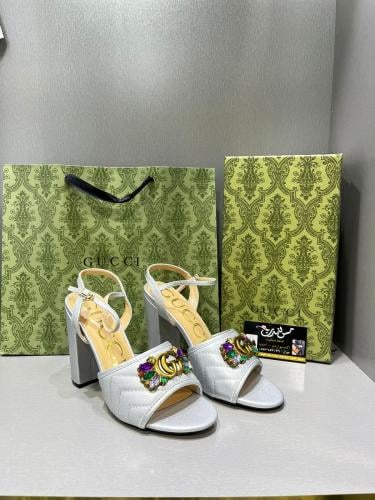 كعب نسائي موديل 13