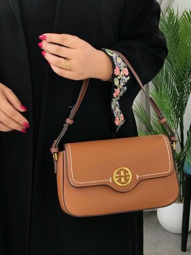 شنطة صغيرة بني موديل 1655