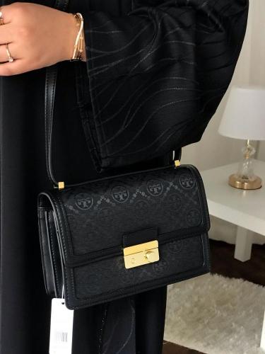 شنطة حجم وسط اسود قماش 16868