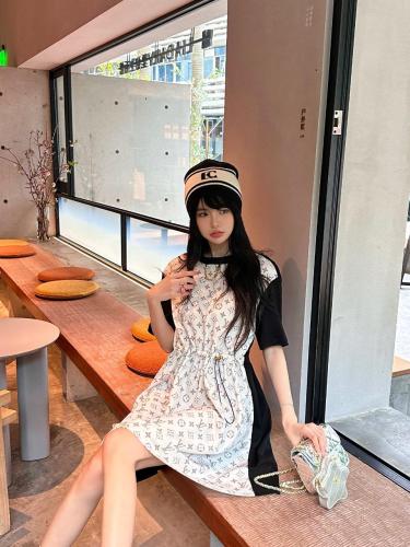 فستان بيج /اسود موديل 1314