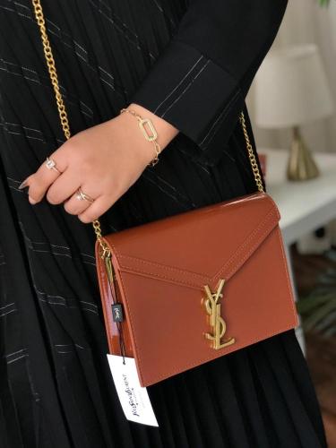 شنطة صغيرة بني مطفي 7072