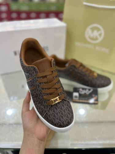 شوز نسائي موديل 87