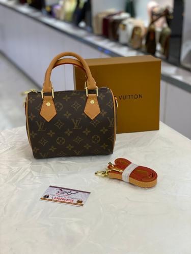 شنطة صغيرة بني /جملي 170146