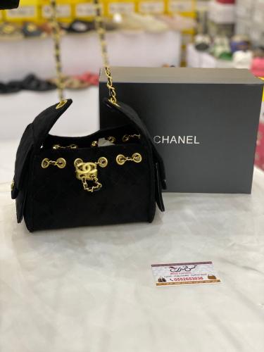 شنطة صغيرة اسود مخمل 16988