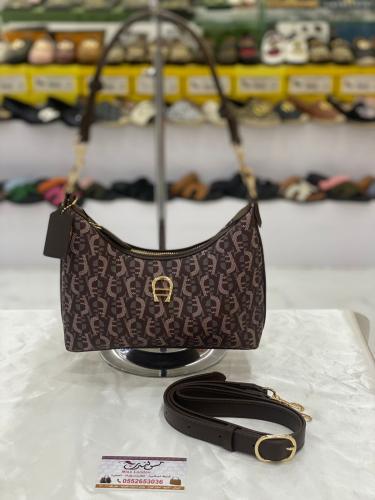 شنطة وسط  بني 16960