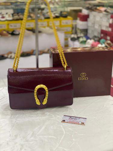 شنطة صغيرة عنابي لامع 16927