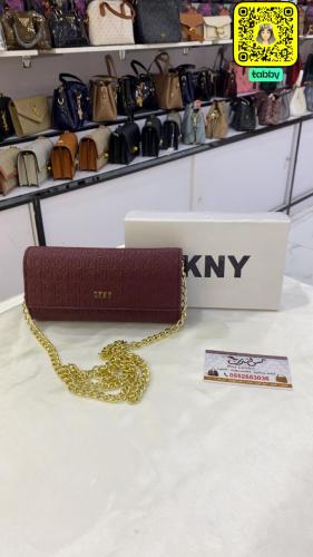 شنطة صغيرة عنابي 17087