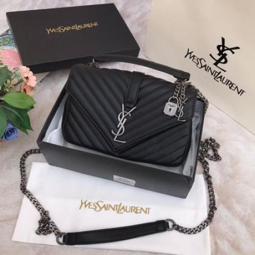 شنطة  صغيرة اسود /فضي 8031