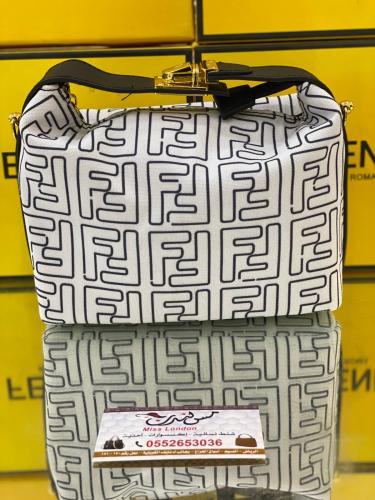 شنطة صغيرة ابيض/اسود 8005