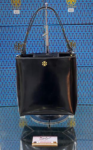 شنطة وسط اسود لامع 8054