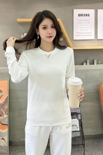 طقم قطعتين ابيض 750