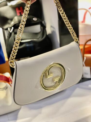 شنطة وسط موديل 109