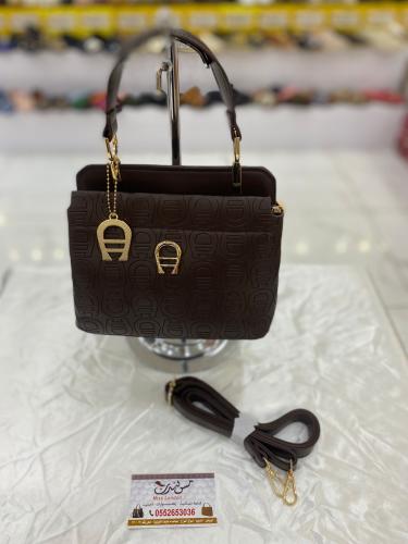 شنطة صغيرة بني غامق 16948