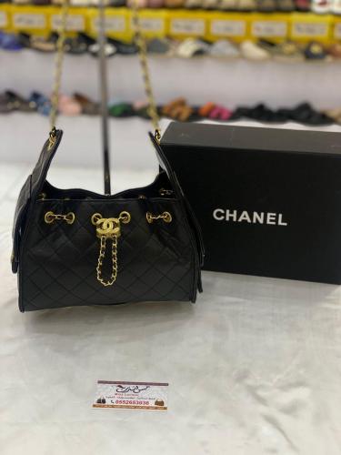 شنطة وسط اسود 16994